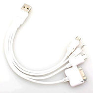 Универсальный кабель 4USB в1 в комплекте позволяет заряжать мобильные устройства